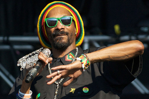 Snoop Lion ft. Collie Buddz "Smoke the Weed" Video | @snoopdogg @colliebuddz