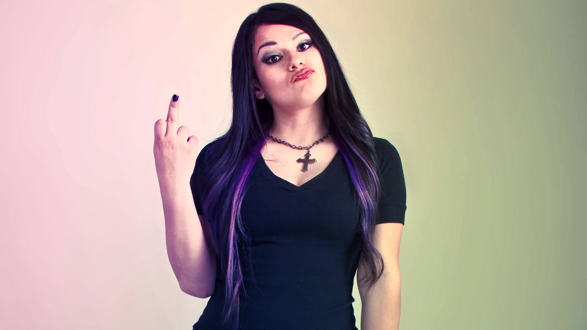Snow Tha Product "Fuck the Rent" Video | @snowthaproduct
