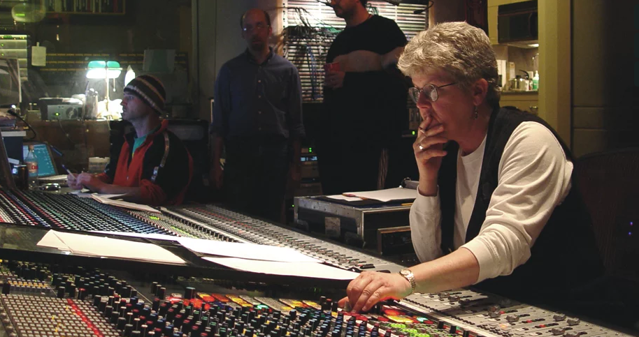 Interview w/ Leslie Ann Jones, Director of Music and Scoring at Skywalker Sound (Video)
